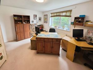 Photo 8- click for photo gallery